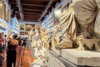 Accademia Gallery Opening Hours - 2025 - The Accademia Gallery is open from Tuesday to Sunday, from 8:15 am to 6:50 pm, but last admissions are at 6:20 pm.