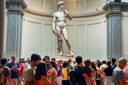 Accademia Gallery Opening Hours - 2025 - The Accademia Gallery is open from Tuesday to Sunday, from 8:15 am to 6:50 pm, but last admissions are at 6:20 pm.