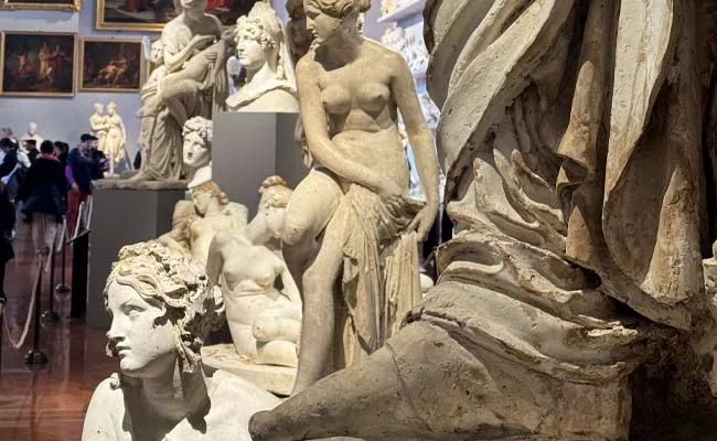 The Gipsoteca Bartolini - Plaster Cast Gallery - was founded in 1784 by the Grand Duke Peter Leopold of Lorraine, who converted the former hospital of San Matteo in a place for studying and hosting artwork models for students.